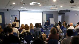 El evento incluyó diversas presentaciones y mesas redondas con oftalmólogos y expertos en Innovación.