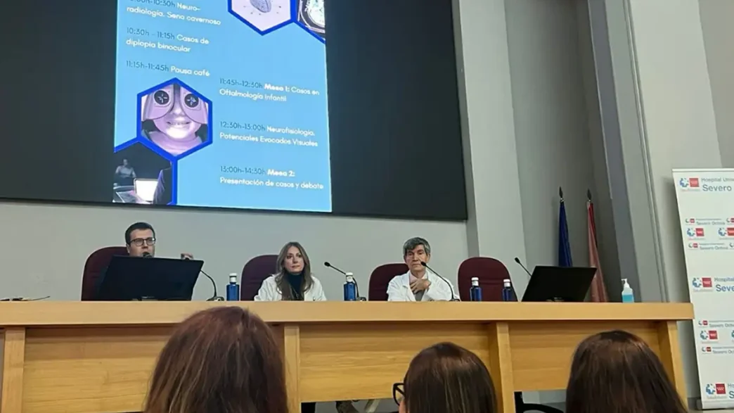 Inauguración y presentación del Curso: de izquierda a derecha, Dr. Ignacio Cañas, Dra. Isabel Melero y Dr. Santiago López.